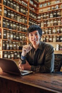 Chinese Medicine Practitioner Reflects on Covid-19 Image